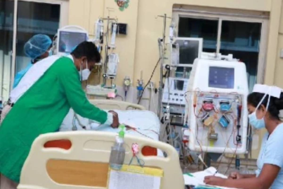 அறிகுறிகள் தென்பட்டால் வீட்டிலேயே இருக்கவும் – இலங்கை மக்களுக்கு அவசர எச்சரிக்கை