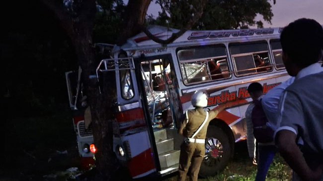 திருமலையை உலுக்கிய பேரூந்து விபத்து 20 பேருக்கு நேர்ந்த சோகம்